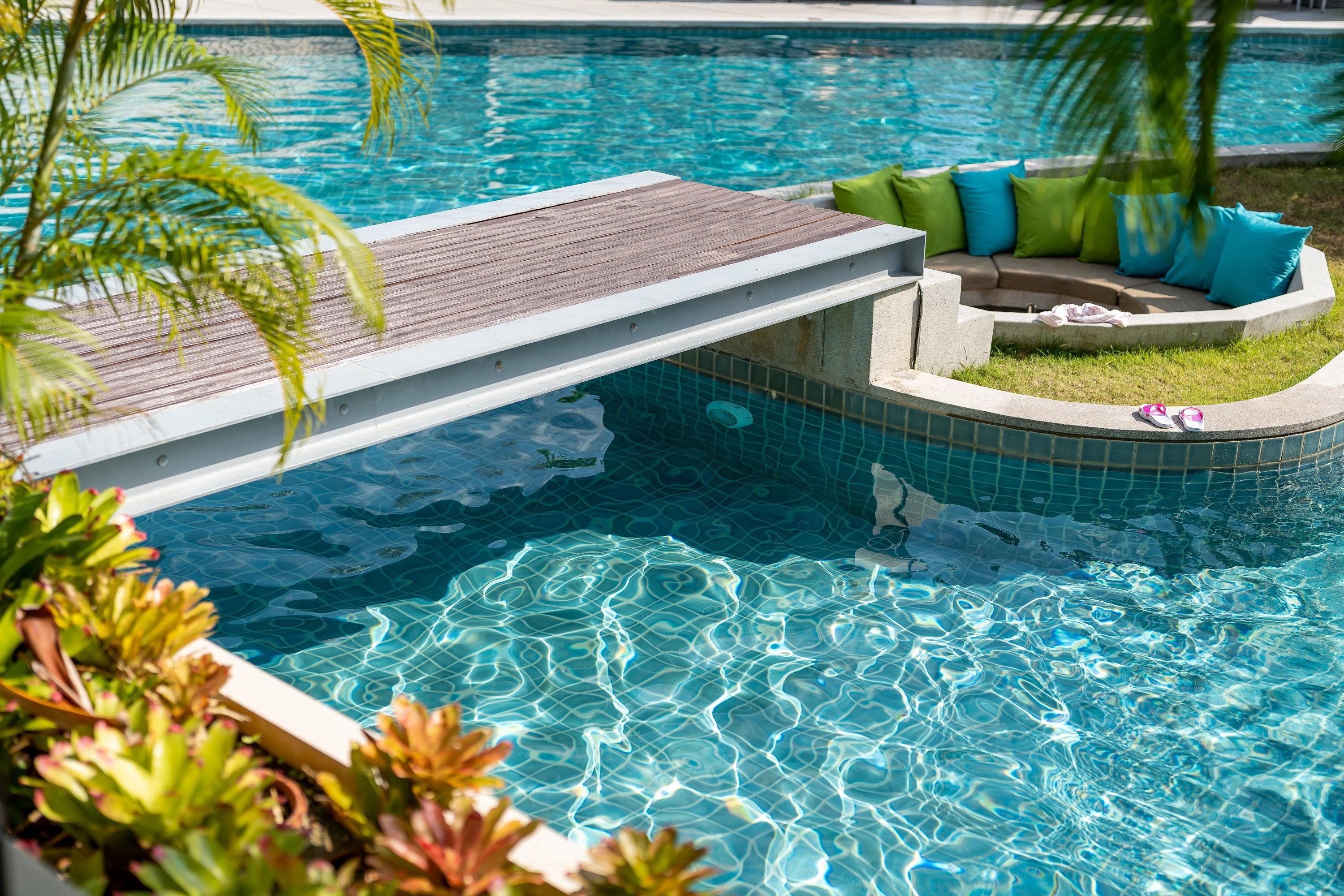 Dewa Phuket Resort & Villas Nai Yang Beach Exterior foto The swimming pool at the resort