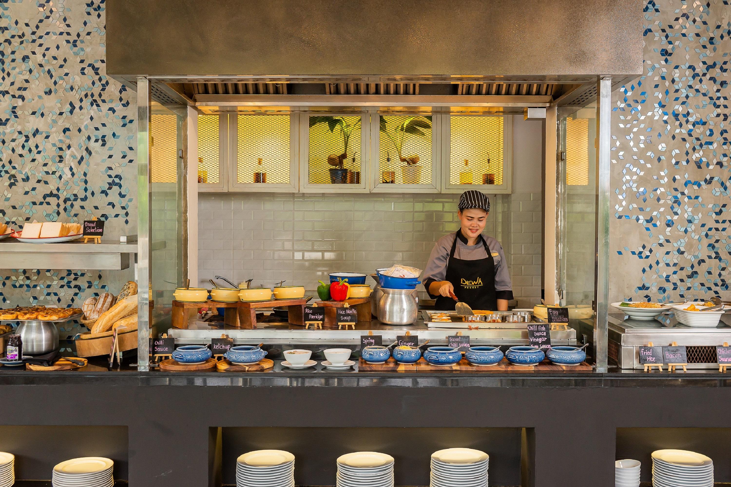 Dewa Phuket Resort & Villas Nai Yang Beach Exterior foto A live kitchen at a hotel