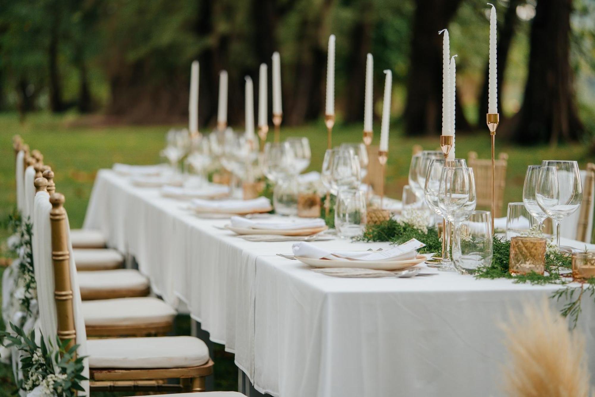 Dewa Phuket Resort & Villas Nai Yang Beach Exterior foto A long table set for a wedding reception