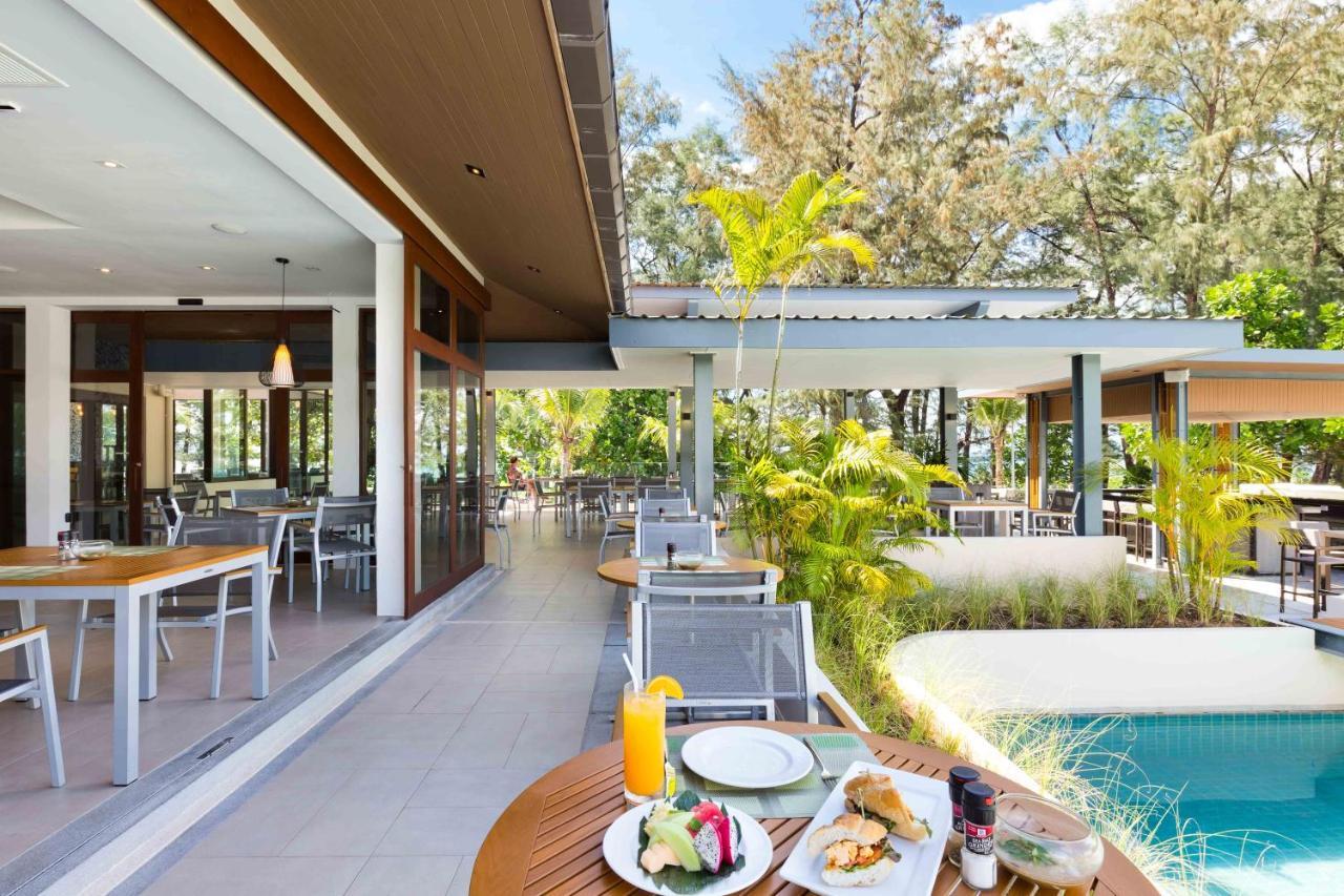 Dewa Phuket Resort & Villas Nai Yang Beach Exterior foto The restaurant at the resort